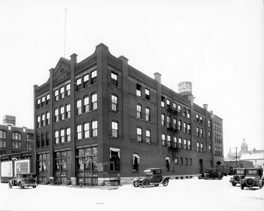 Hotel The
